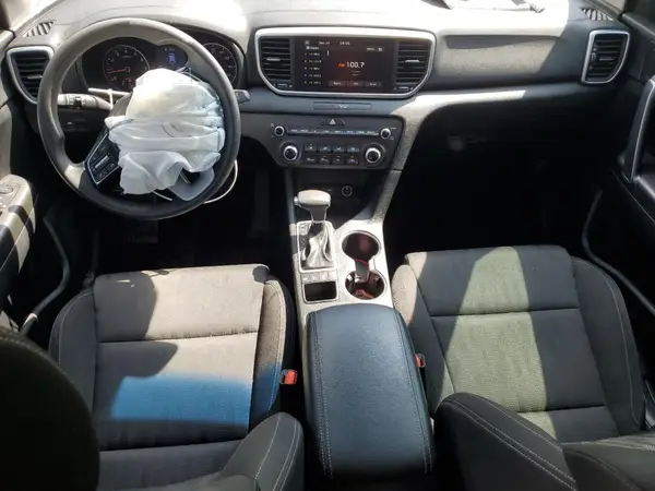 KNDPMCAC3M7907061 2021 KIA SPORTAGE - Image 8
