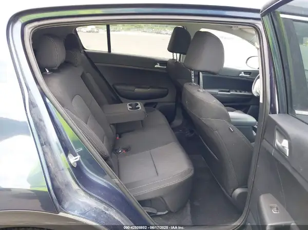 KNDPMCAC3M7912938 2021 KIA SPORTAGE - Image 8