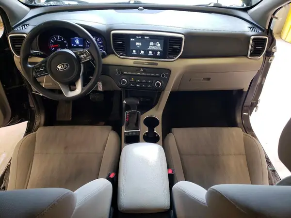 KNDPMCAC3M7920165 2021 KIA SPORTAGE - Image 8
