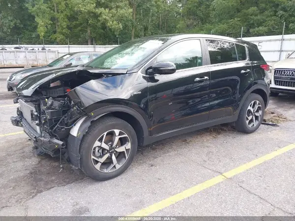 KNDPMCAC3M7939279 2021 KIA SPORTAGE - Image 2