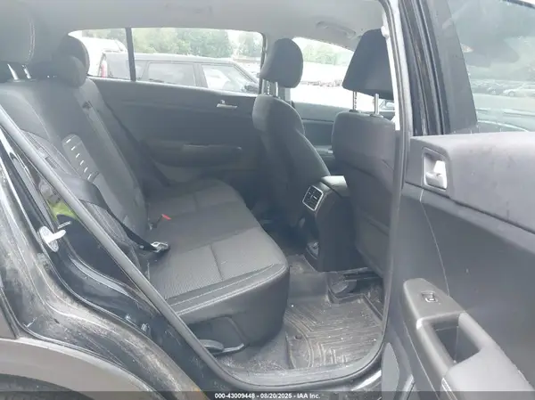 KNDPMCAC3M7939279 2021 KIA SPORTAGE - Image 8