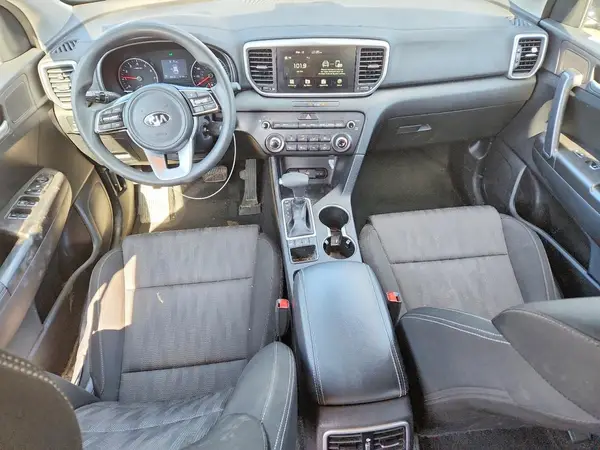 KNDPMCAC3M7942585 2021 KIA SPORTAGE - Image 8