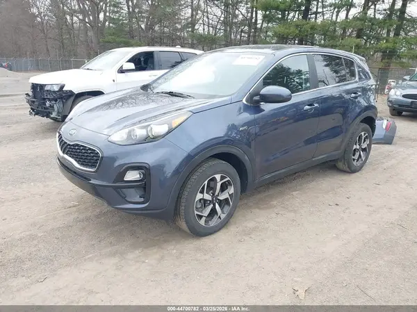 KNDPMCAC3N7015135 2022 KIA SPORTAGE - Image 2