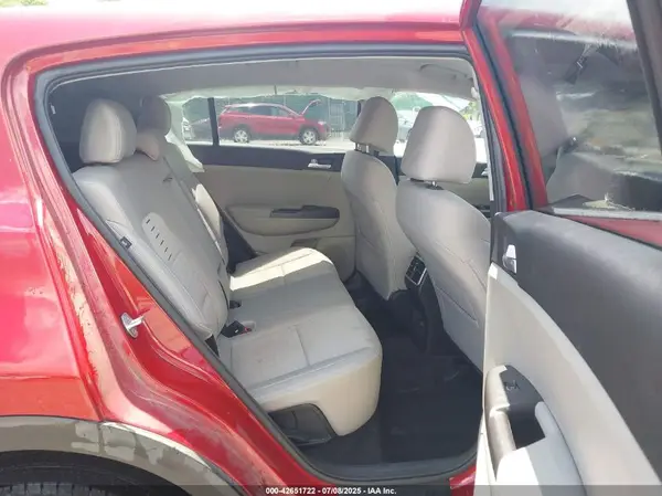 KNDPMCAC3N7016091 2022 KIA SPORTAGE - Image 8