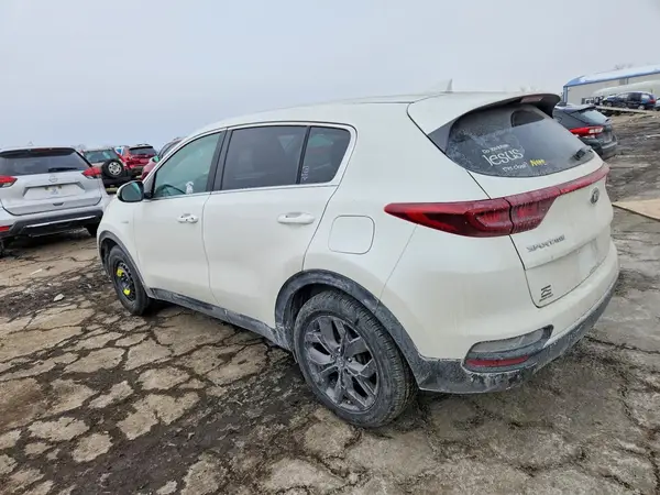 KNDPMCAC3N7017399 2022 KIA SPORTAGE - Image 2