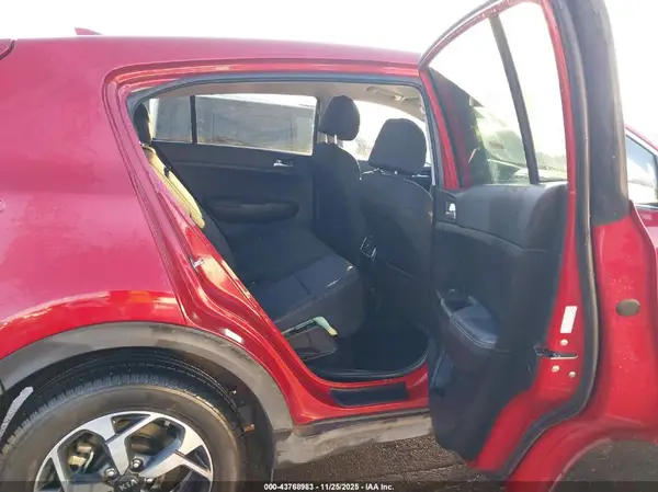 KNDPMCAC3N7024224 2022 KIA SPORTAGE - Image 8