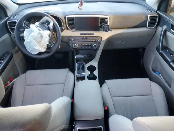 KNDPMCAC3N7966497 2022 KIA SPORTAGE - Image 8