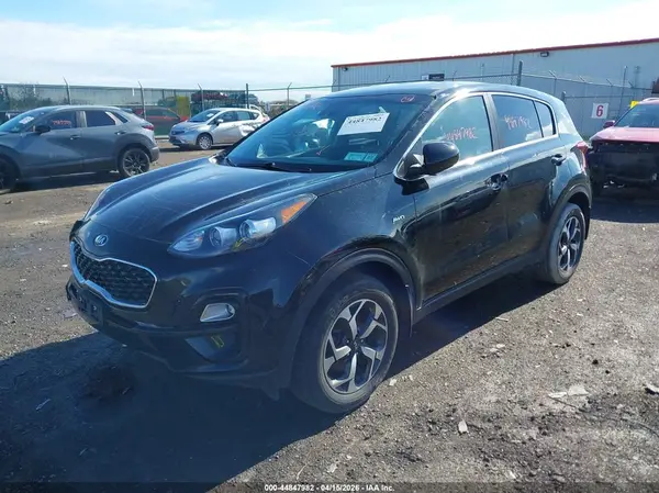 KNDPMCAC3N7967262 2022 KIA SPORTAGE - Image 2