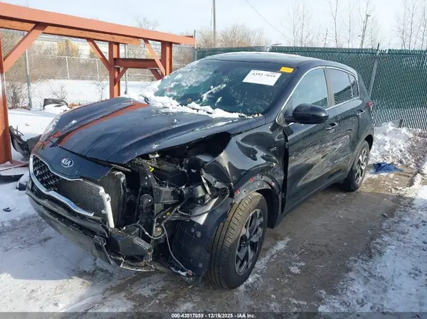 KNDPMCAC3N7991903 2022 KIA SPORTAGE - Image 2