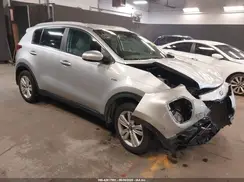 KNDPMCAC4H7035432 2017 KIA SPORTAGE