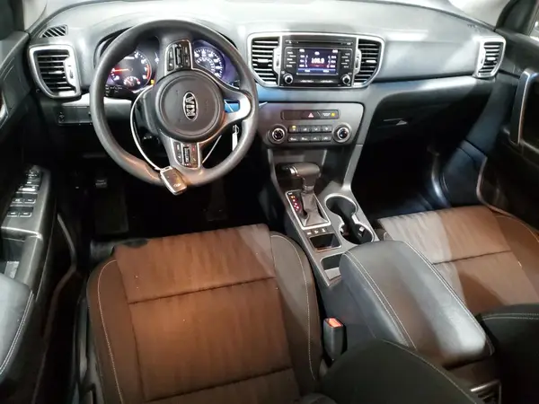 KNDPMCAC4H7036399 2017 KIA SPORTAGE - Image 8