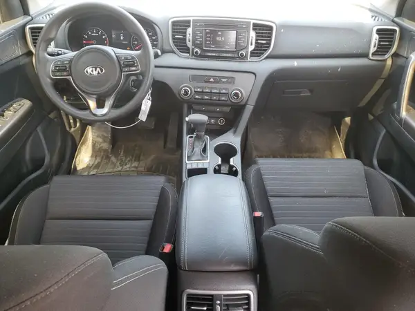 KNDPMCAC4H7047306 2017 KIA SPORTAGE - Image 8