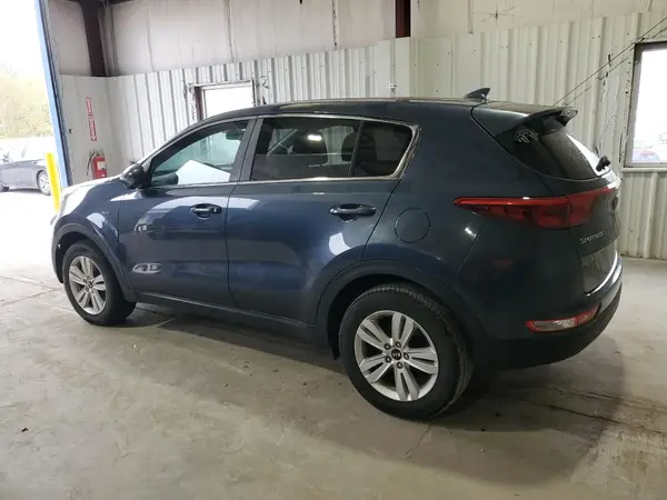 KNDPMCAC4H7056717 2017 KIA SPORTAGE - Image 2
