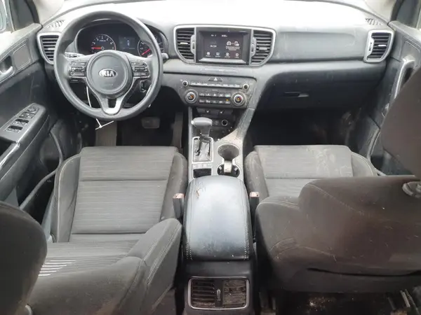 KNDPMCAC4H7058578 2017 KIA SPORTAGE - Image 8