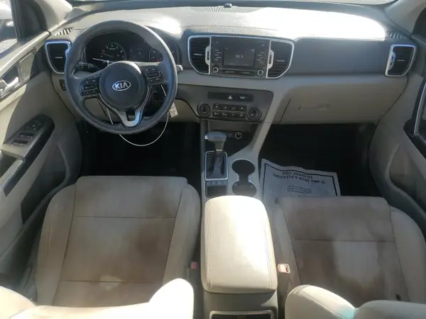 KNDPMCAC4H7096277 2017 KIA SPORTAGE - Image 8