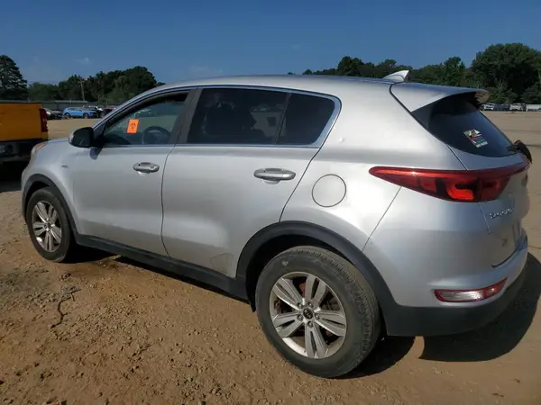 KNDPMCAC4H7110078 2017 KIA SPORTAGE - Image 2