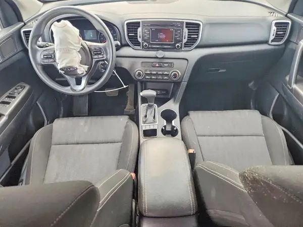 KNDPMCAC4H7121534 2017 KIA SPORTAGE - Image 8