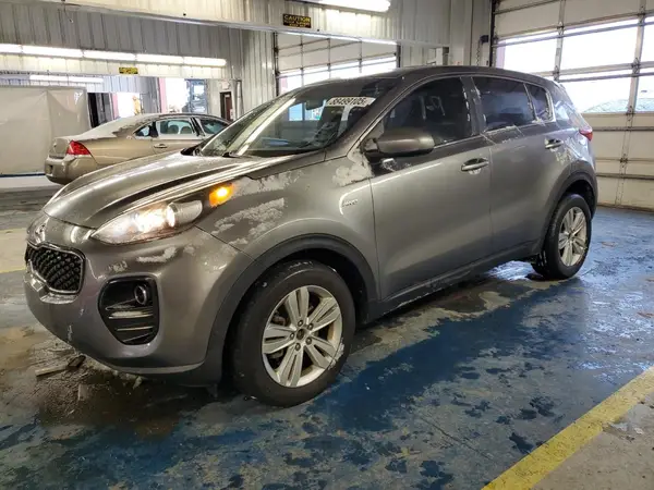 KNDPMCAC4H7127477 2017 KIA SPORTAGE - Image 1