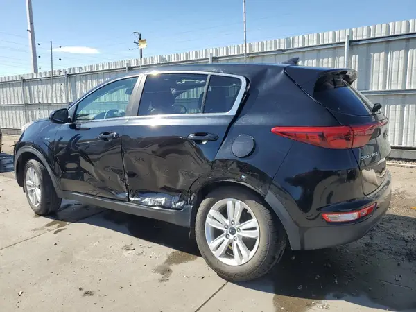 KNDPMCAC4H7129004 2017 KIA SPORTAGE - Image 2