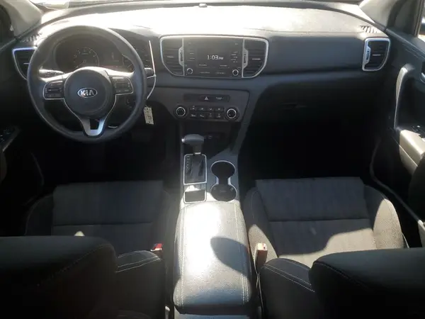 KNDPMCAC4H7129004 2017 KIA SPORTAGE - Image 8