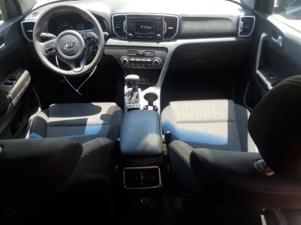 KNDPMCAC4H7145624 2017 KIA SPORTAGE - Image 8