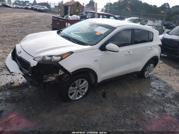 KNDPMCAC4H7152797 2017 KIA SPORTAGE - Image 2