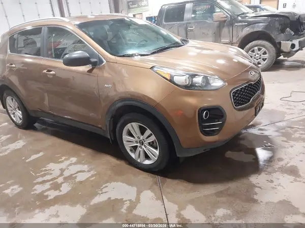 KNDPMCAC4H7157658 2017 KIA SPORTAGE - Image 1