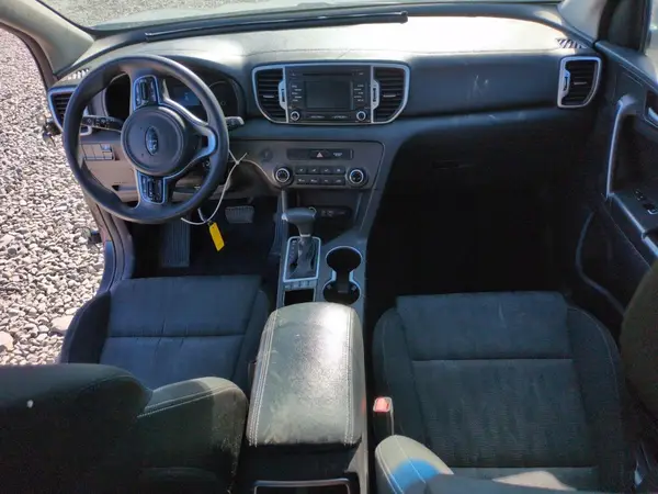 KNDPMCAC4H7159393 2017 KIA SPORTAGE - Image 8