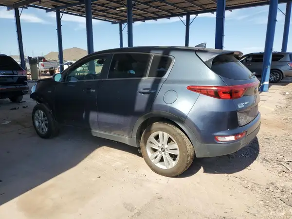 KNDPMCAC4H7160642 2017 KIA SPORTAGE - Image 2