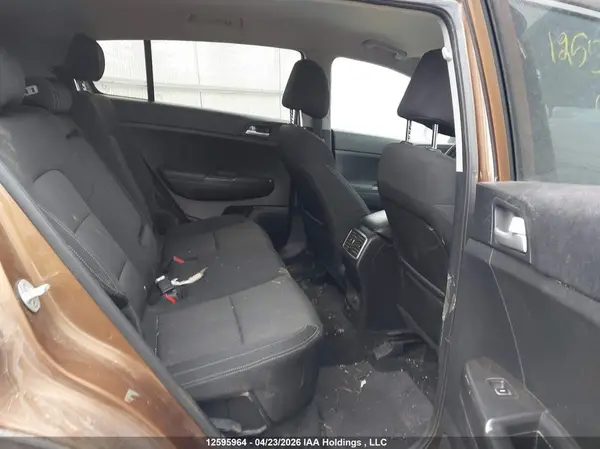 KNDPMCAC4H7200248 2017 KIA SPORTAGE - Image 8