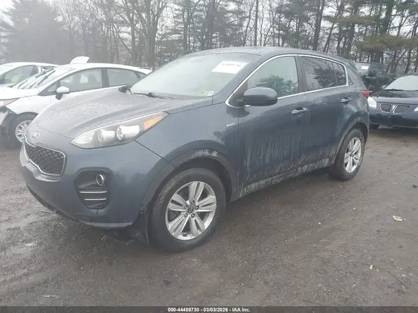 KNDPMCAC4H7205417 2017 KIA SPORTAGE - Image 2