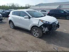 KNDPMCAC4H7207779 2017 KIA SPORTAGE