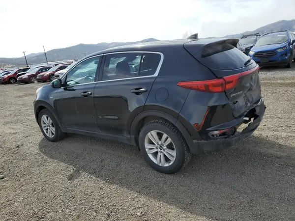 KNDPMCAC4H7220399 2017 KIA SPORTAGE - Image 2