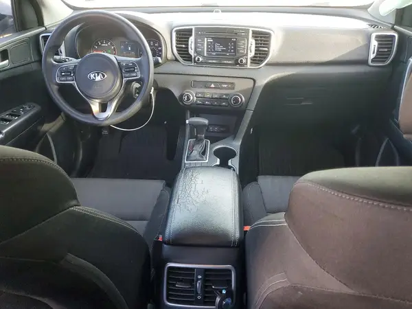 KNDPMCAC4H7246209 2017 KIA SPORTAGE - Image 8