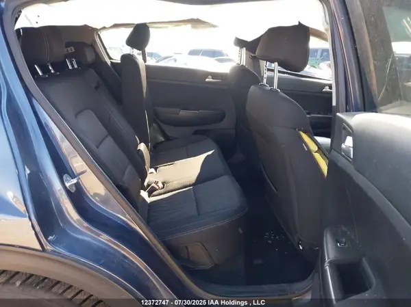 KNDPMCAC4H7250969 2017 KIA SPORTAGE - Image 8