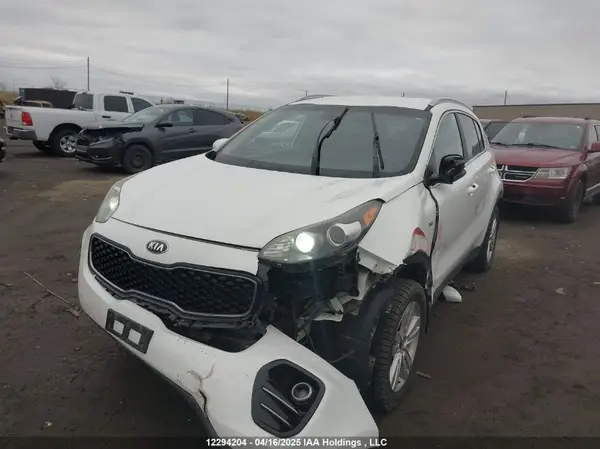 KNDPMCAC4H7252625 2017 KIA SPORTAGE - Image 2