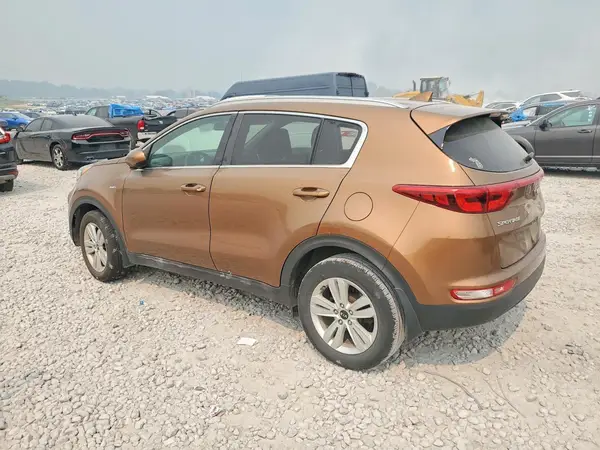 KNDPMCAC4H7261423 2017 KIA SPORTAGE - Image 2