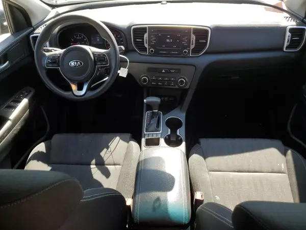 KNDPMCAC4H7268789 2017 KIA SPORTAGE - Image 8