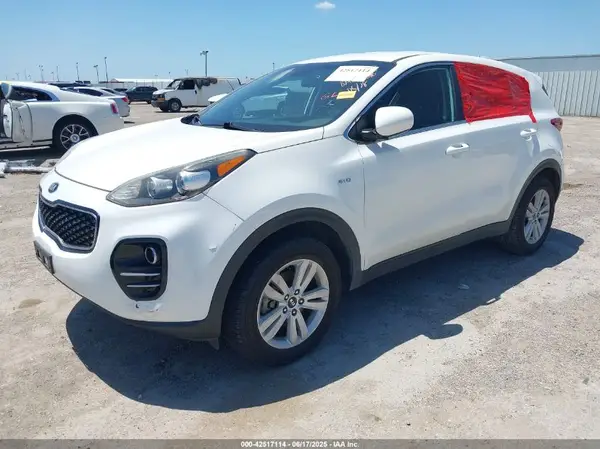 KNDPMCAC4H7274690 2017 KIA SPORTAGE - Image 2