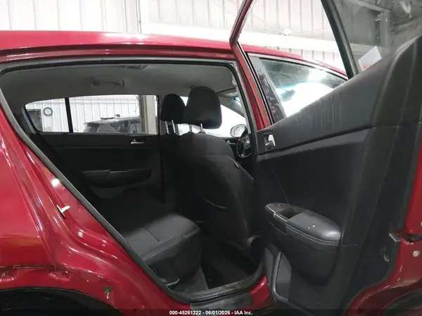 KNDPMCAC4H7275578 2017 KIA SPORTAGE - Image 8