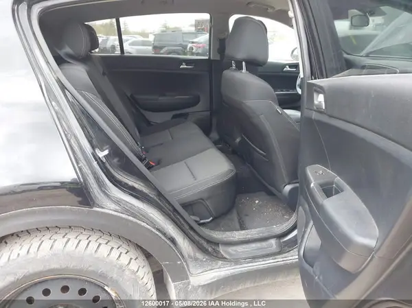 KNDPMCAC4H7278349 2017 KIA SPORTAGE - Image 8
