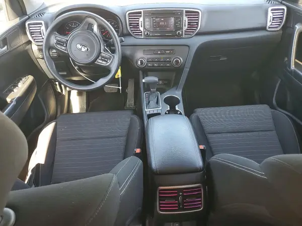 KNDPMCAC4J7303479 2018 KIA SPORTAGE - Image 8