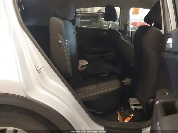 KNDPMCAC4J7317754 2018 KIA SPORTAGE - Image 8