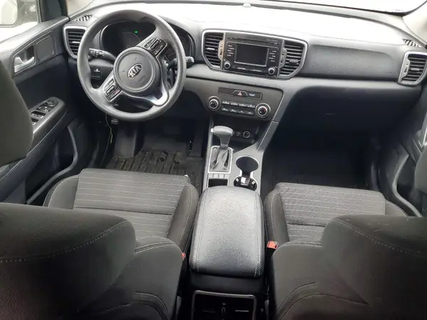 KNDPMCAC4J7341794 2018 KIA SPORTAGE - Image 8