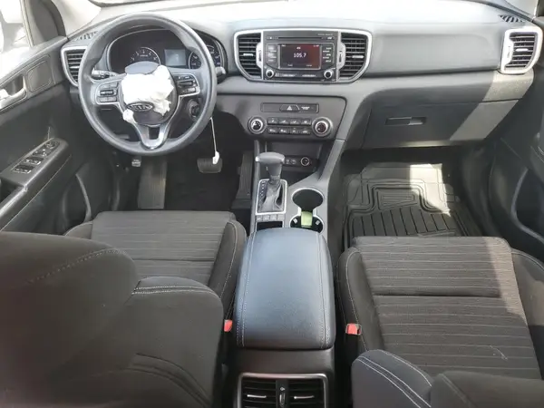 KNDPMCAC4J7347000 2018 KIA SPORTAGE - Image 8