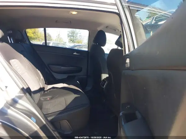 KNDPMCAC4J7352035 2018 KIA SPORTAGE - Image 8