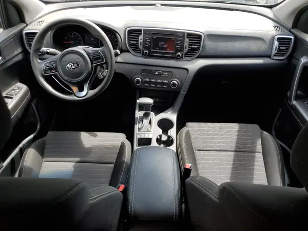 KNDPMCAC4J7363665 2018 KIA SPORTAGE - Image 8