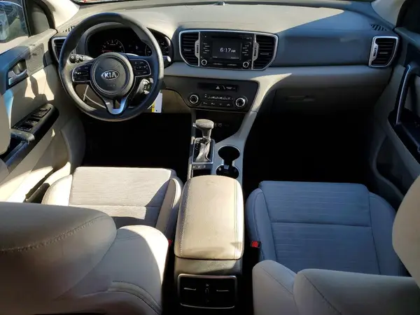 KNDPMCAC4J7365710 2018 KIA SPORTAGE - Image 8
