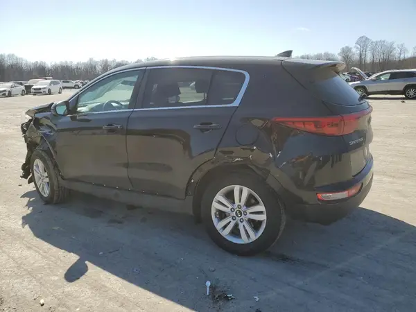 KNDPMCAC4J7365934 2018 KIA SPORTAGE - Image 2
