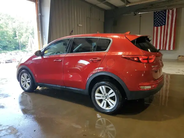 KNDPMCAC4J7379333 2018 KIA SPORTAGE - Image 2